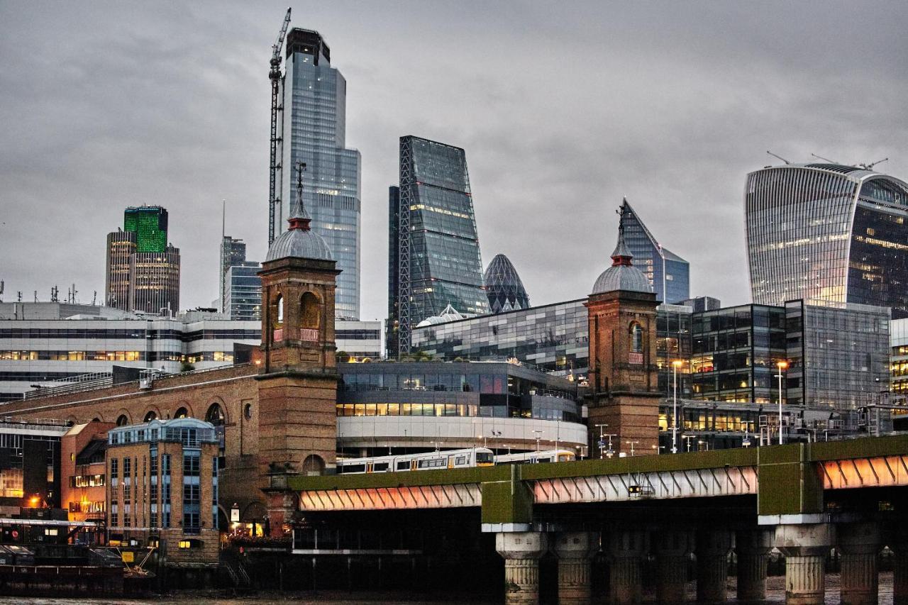 Montcalm East, Autograph Collection Hotel London Luaran gambar London Bridge and the City of London