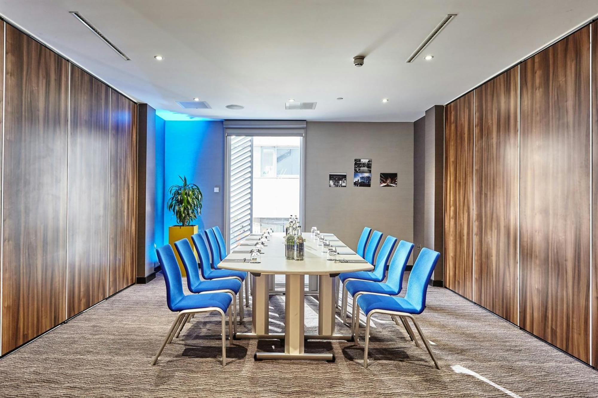 Montcalm East, Autograph Collection Hotel London Luaran gambar Meeting room at the hotel