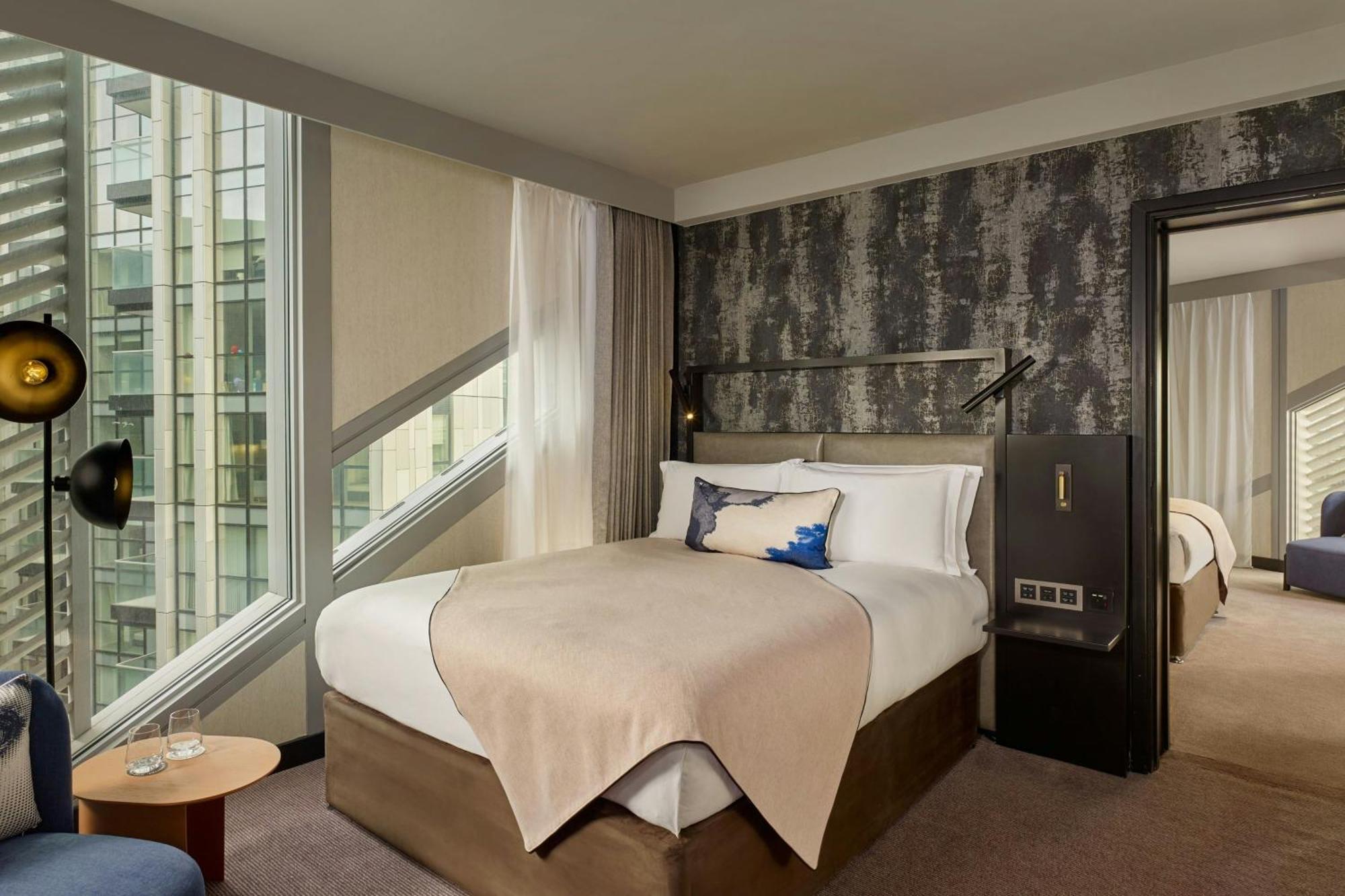 Montcalm East, Autograph Collection Hotel London Luaran gambar A bedroom at the hotel