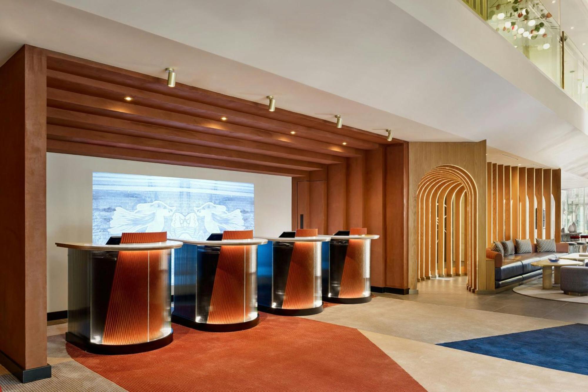 Montcalm East, Autograph Collection Hotel London Luaran gambar The lobby of the hotel